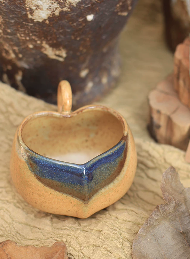 Heartline Retro Ceramic Mug