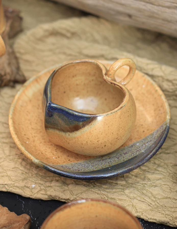 Heartline Retro Ceramic Mug