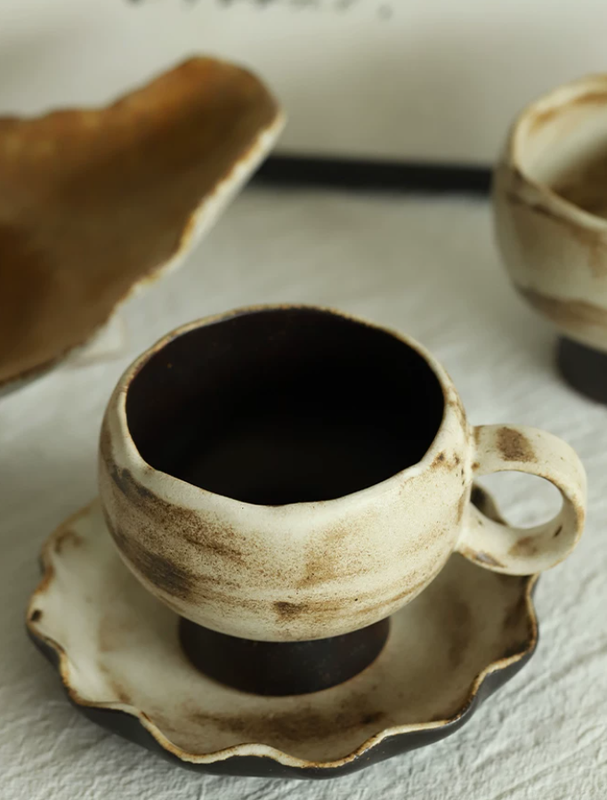 Eggshell Clay Pedestal Coffee Cup